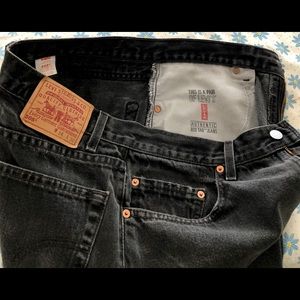 Levi’s 505 Black Zipper Fly Jeans-34Wx30L